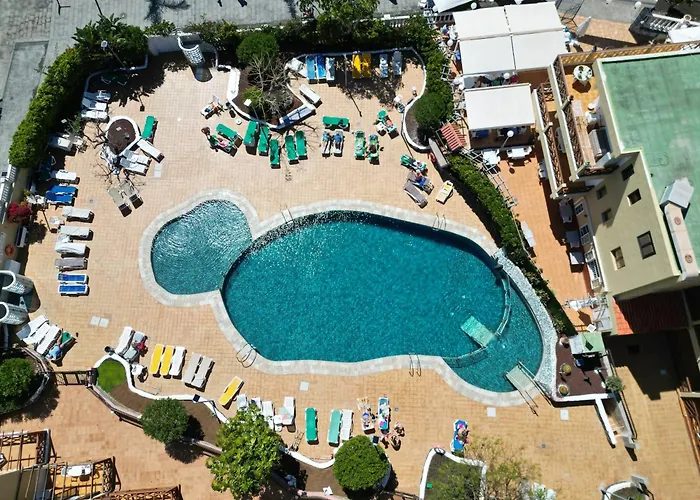 Neptuno Ocean Experience By Sydney *