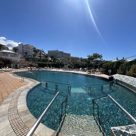 Neptuno Ocean Experience By Sydney *